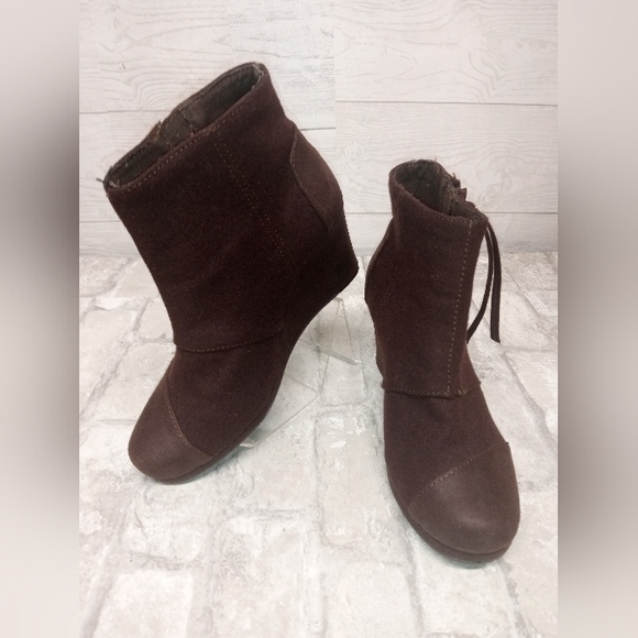 Toms Shoes - Toms 300615 Size 7‎ Women's Wool Wedge Side Zip Boots